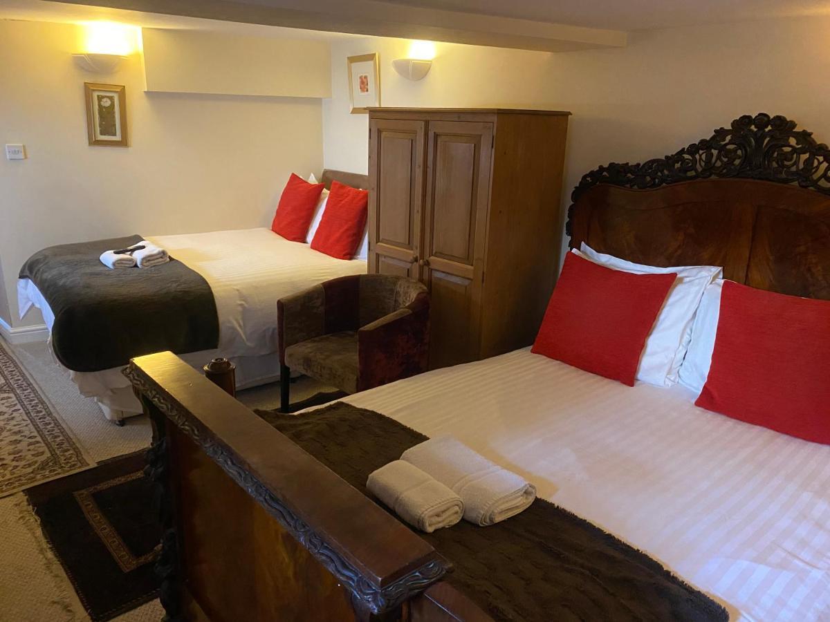 The Old Court Hotel Witney Esterno foto