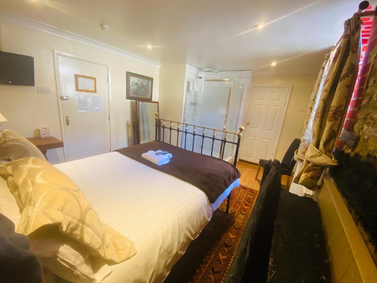 The Old Court Hotel Witney Esterno foto