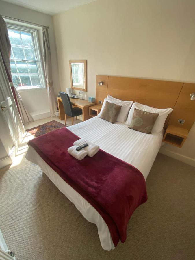 The Old Court Hotel Witney Esterno foto