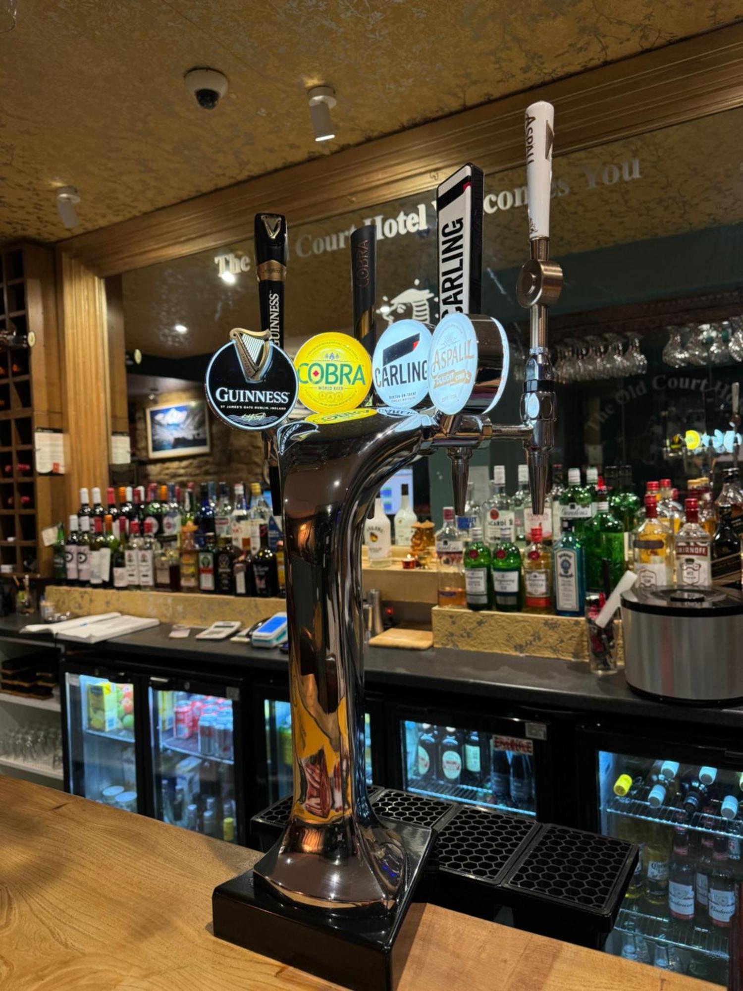 The Old Court Hotel Witney Esterno foto