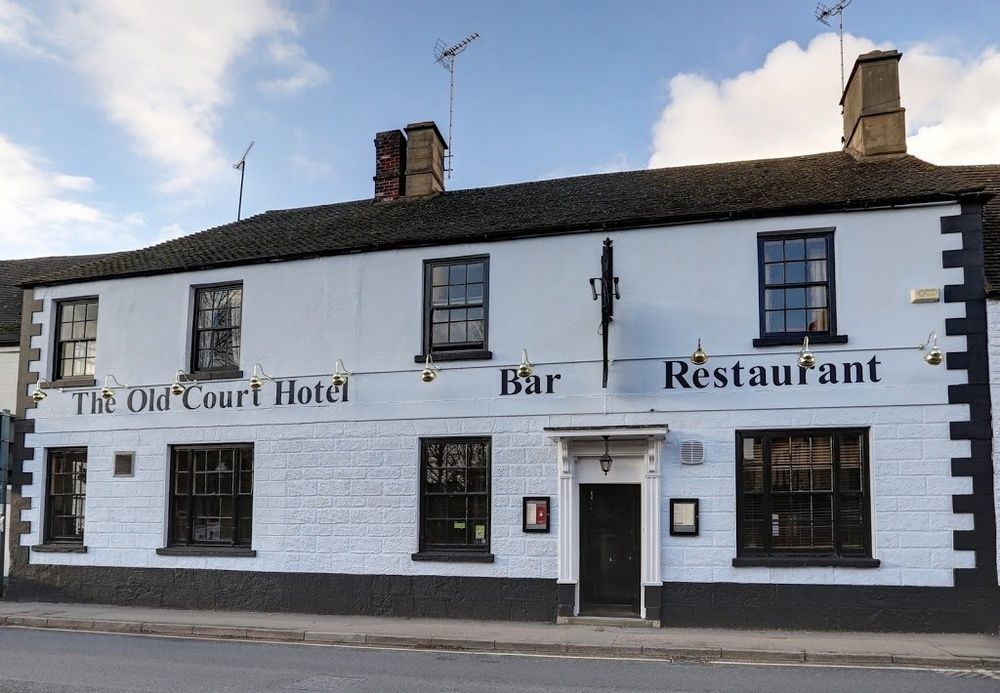 The Old Court Hotel Witney Esterno foto