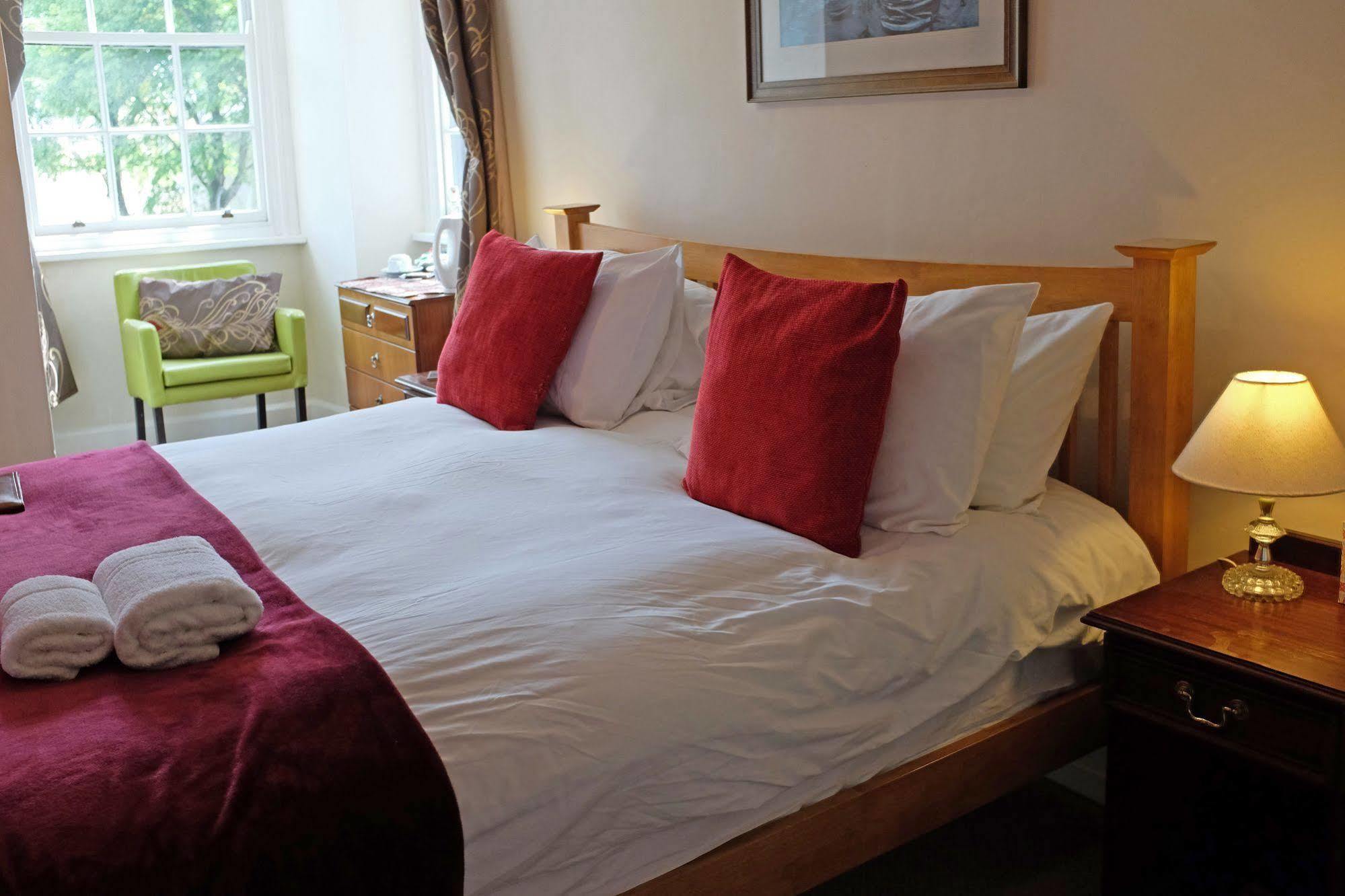 The Old Court Hotel Witney Esterno foto